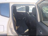 Jeep Renegade Latitude ZACCJABTXFPB99357 снимка