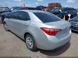 Toyota Corolla Le 5YFBURHE3JP795554 снимка