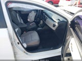 Toyota Corolla Le Plus 5YFBURHEXFP340790 снимка