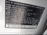 Volkswagen Tiguan 2.0T Se/2.0T Sel 3VV2B7AX9JM144993 fotografie