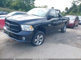 Ram  Express 4X4 6'4 Box 1C6RR7FG4JS328528 снимка