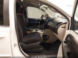 Dodge Grand Caravan Crew 2D4RN5DG8BR659825 photo