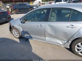 Toyota Corolla Le JTDEPMAE4MJ175032 снимка