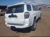Toyota 4Runner Sr5 JTEMU5JR3M5852864 снимка