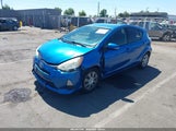 Toyota Prius C Two JTDKDTB30D1535688 снимка