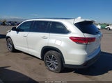 Toyota Highlander Xle 5TDKZRFH9JS531633 снимка