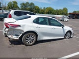 Toyota Camry Le 4T1C11AK2LU933035 снимка