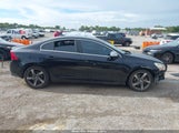 Volvo S60 T6/T6 Platinum/T6 Premier Plus/T6 R-Design/T6 R-Design Platinum YV1902FHXD2176509 photo