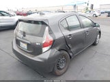 Toyota Prius C Two JTDKDTB38F1109041 снимка