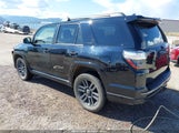 Toyota 4Runner Nightshade Special Edition JTEJU5JR5M5967839 fotografie