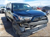 Toyota 4Runner Nightshade Special Edition JTEJU5JR5M5967839 fotografie