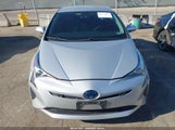 Toyota Prius Two JTDKBRFU6H3567132 снимка
