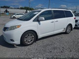Toyota Sienna Xle V6 5TDYK3DC3BS059076 снимка
