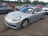 Porsche Panamera 4 WP0AA2A7XEL009657 fotografie