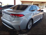 Toyota Corolla Le 5YFVPMAE3NP304181 снимка