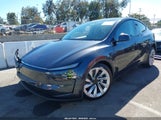 Tesla Model Y Long Range Dual Motor All-Wheel Drive/Long Range Launch Series 7SAYGDEE4TF335586 снимка