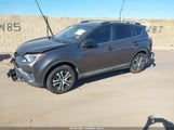 Toyota Rav4 Le 2T3BFREV7JW743512 снимка