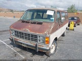 Dodge Ram Wagon B150 2B4GB11H3DK316416 fotografie