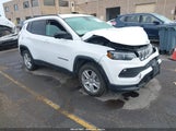 Jeep Compass Latitude 4X4 3C4NJDBB3NT130597 снимка