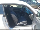 Volkswagen Beetle 1.8T Entry 3VWF17AT3EM643355 снимка