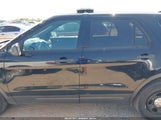 Ford Police Interceptor 1FM5K8AR9HGA71207 снимка