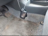 Toyota Prius Two JTDKN3DU7B5291529 снимка