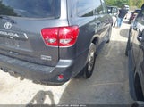 Toyota Sequoia Sr5 5TDBY5G18HS148306 снимка