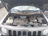 Jeep Patriot Latitude 1C4NJRFB4ED626392 снимка