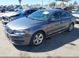 Volkswagen Passat 2.5L Se 1VWBP7A36DC076040 снимка