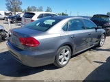 Volkswagen Passat 2.5L Se 1VWBP7A36DC076040 снимка