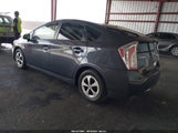 Toyota Prius Two JTDKN3DU7C1547547 photo