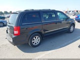 Chrysler Town & Country Touring 2A4RR5D18AR424220 снимка