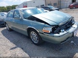 Lincoln Town Car Signature L 1LNHM85V86Y626640 photo
