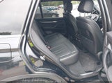 BMW X5 xDrive35I 5UXKR0C31H0V74895 снимка