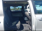 Kia Carnival Mpv Lx KNDNB4H32N6122787 fotografie