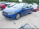 Volkswagen Passat 1.8T S 1VWAT7A39HC022759 снимка
