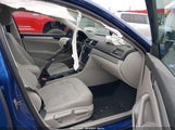 Volkswagen Passat 1.8T S 1VWAT7A39HC022759 снимка