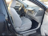 Toyota Corolla Le JTDBU4EE3AJ080611 снимка
