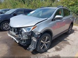 Toyota Rav4 Xle 2T3RFREV3JW847011 снимка