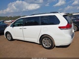 Toyota Sienna Xle V6 5TDYK3DC9BS132502 снимка