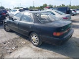 Toyota Camry Xle JT2GK13E3R0036194 photo