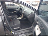 Toyota Corolla S 2T1BU4EE2AC502699 снимка
