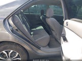 Toyota Camry Le 4T1BE32K16U742303 снимка