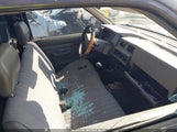 Nissan D21 Short Bed 1N6SD11S6LC402303 снимка