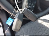 Nissan Kicks Sv Fwd 3N8AP6CA2SL300799 photo