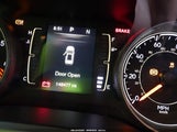 Jeep Cherokee Latitude 1C4PJMCB6EW163000 снимка