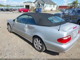 Mercedes-Benz Clk 320 WDBLK65G02T097989 photo
