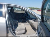 Toyota Camry Le 4T1BE46K47U064812 снимка