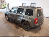Jeep Patriot Latitude 1C4NJPFA8CD571325 снимка