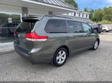 Toyota Sienna Le 5TDKK3DC2CS206057 снимка